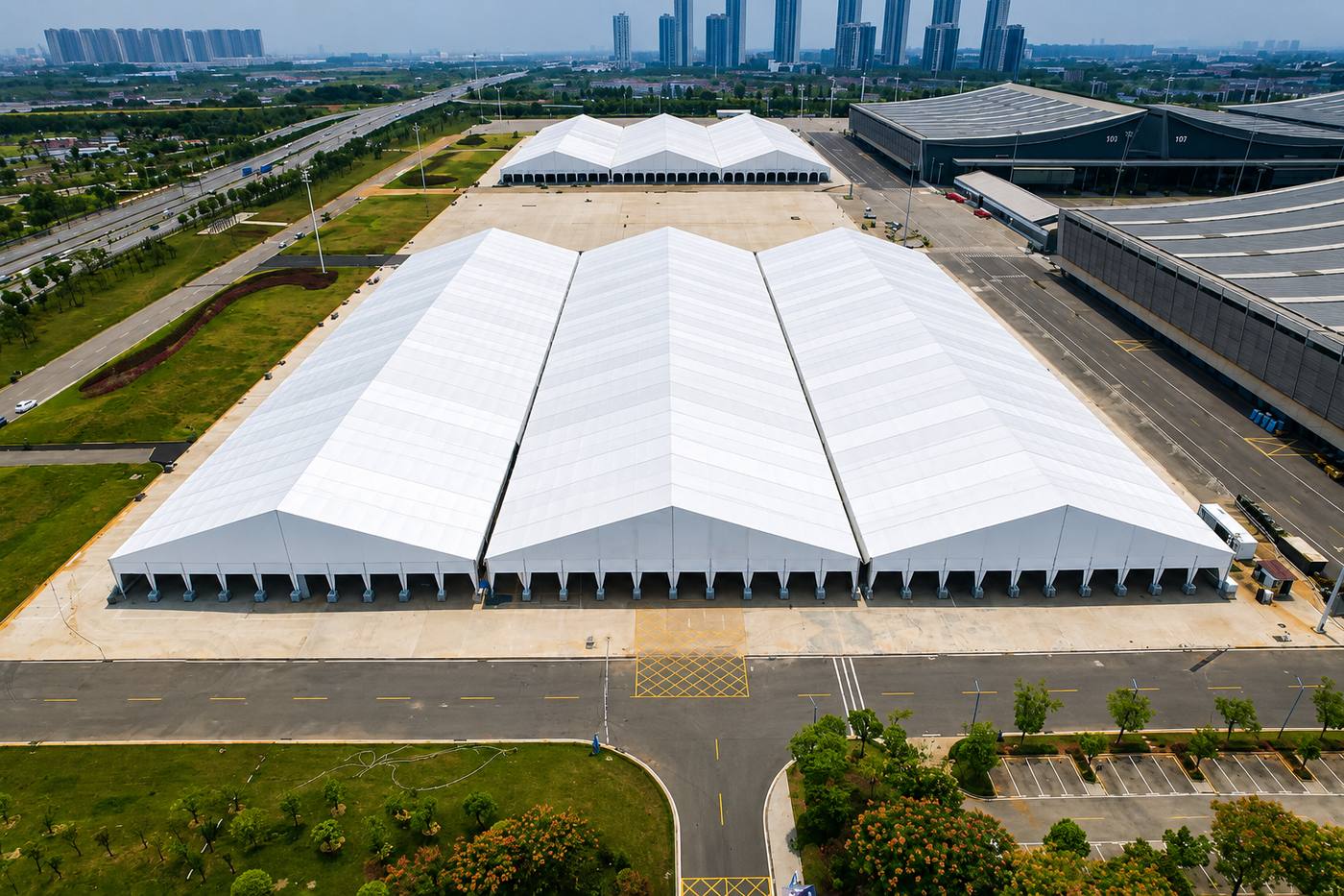 Industrial clearspan structure